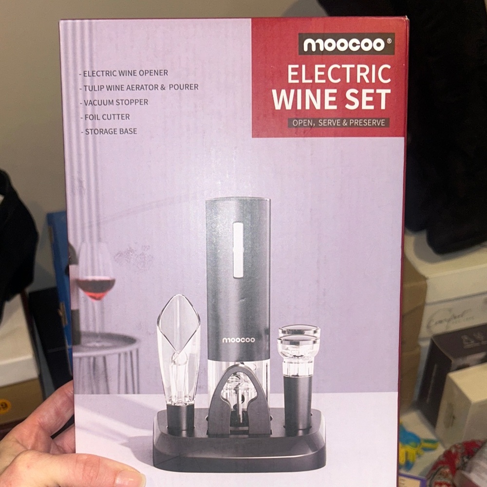 Electric wine set